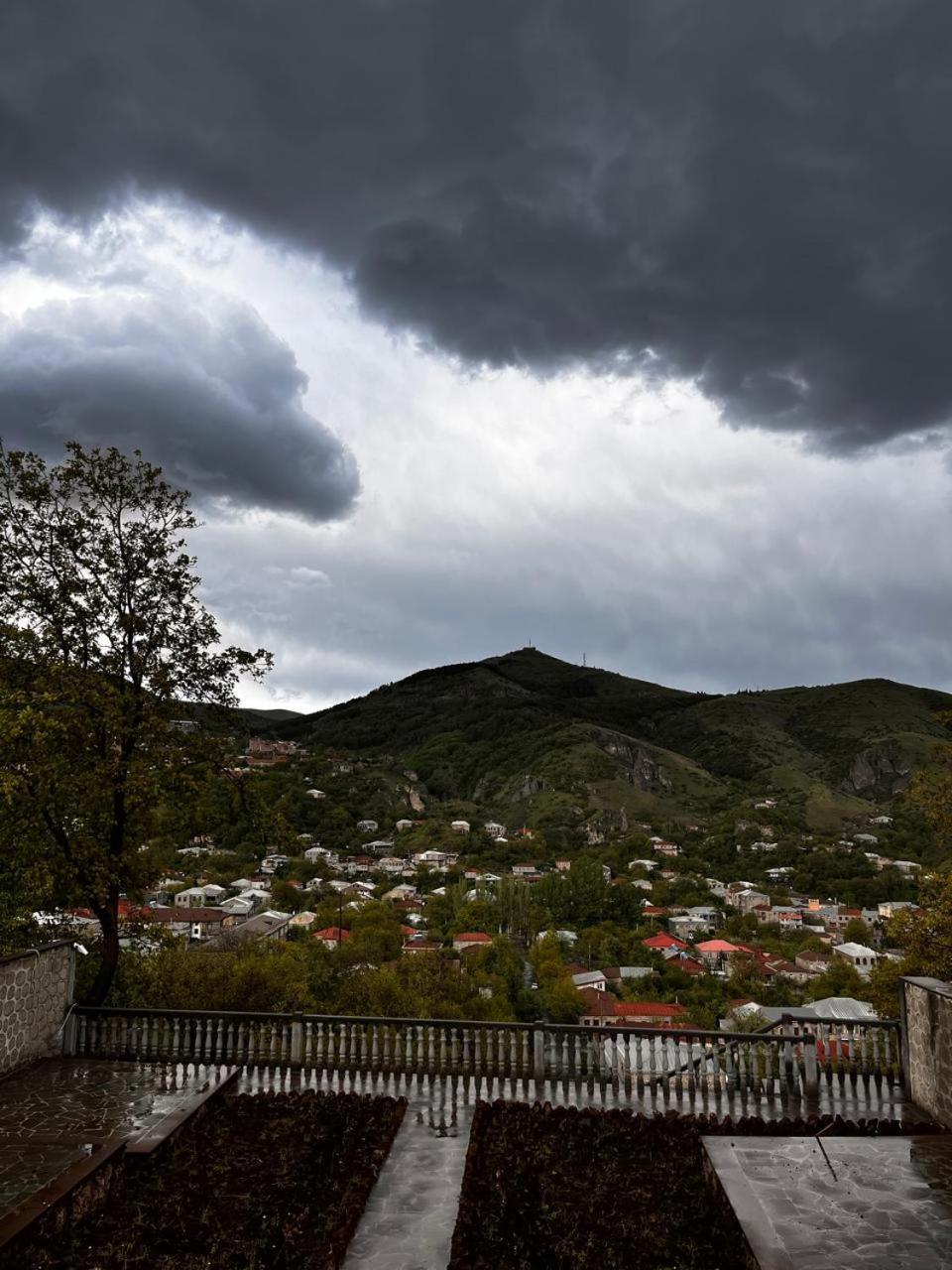 Hotel Popock Goris Exterior foto